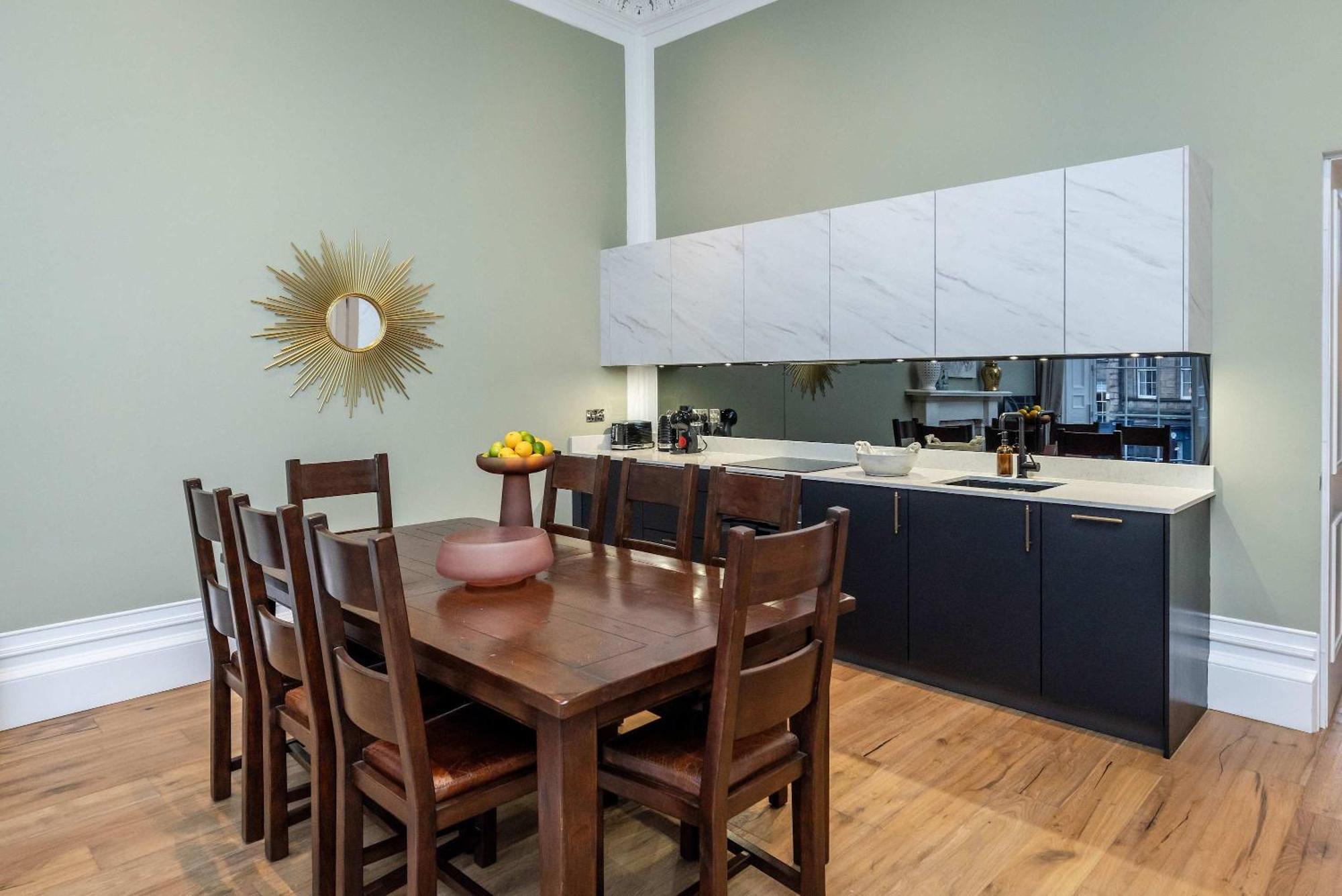 Dragon Suites Luxury Apartments At 9 Albyn Place EDI Eksteriør billede