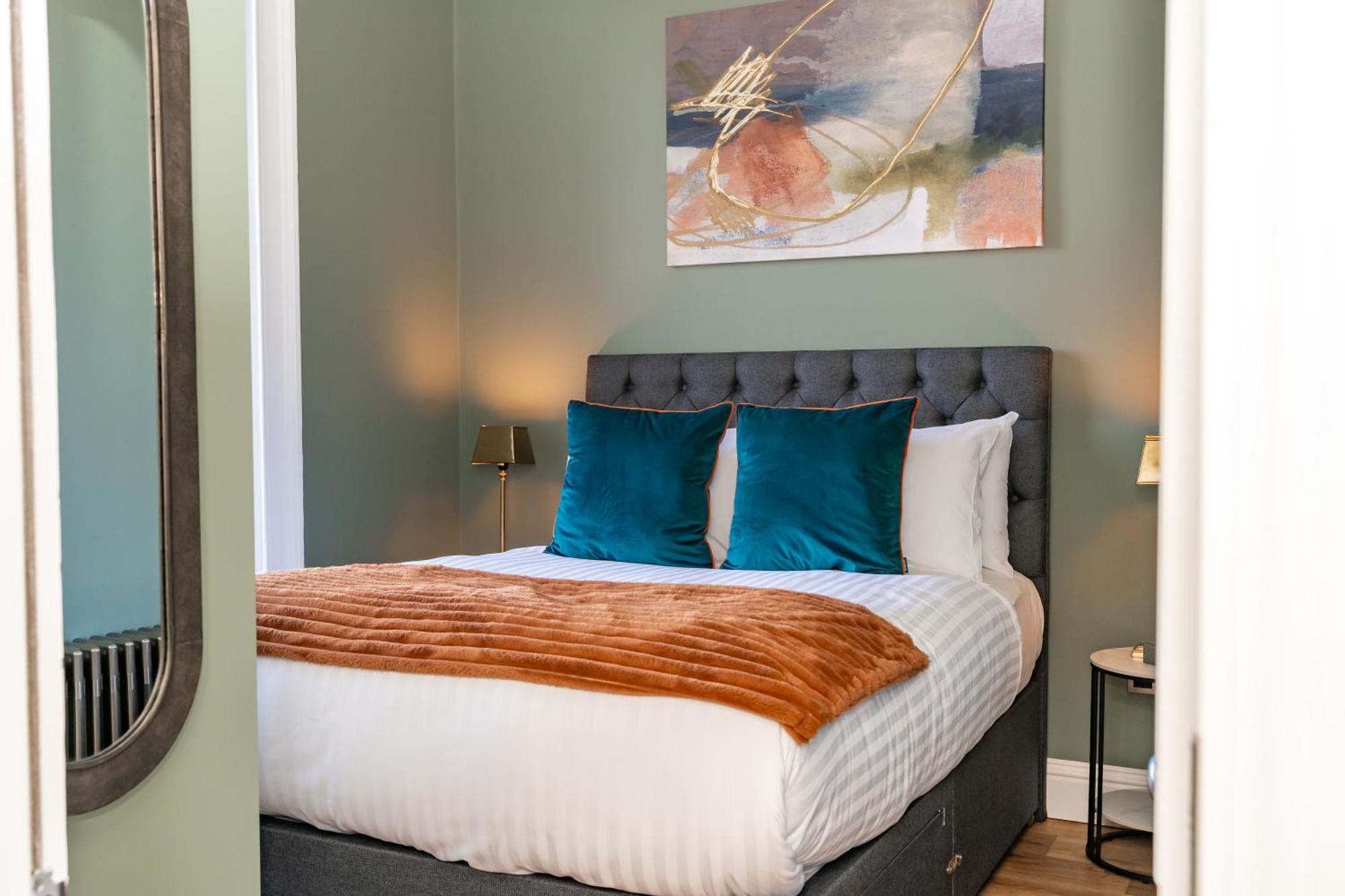 Dragon Suites Luxury Apartments At 9 Albyn Place EDI Eksteriør billede